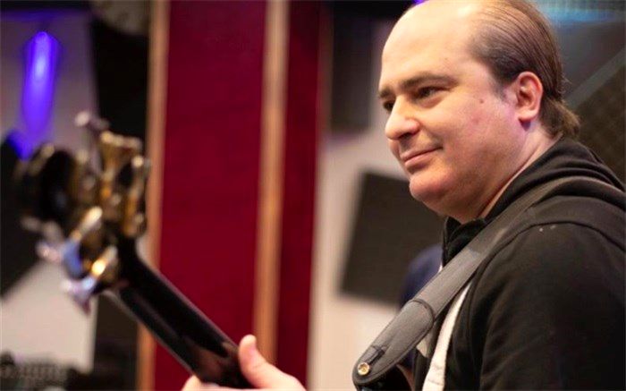 بابک ریاحی پور: آینده و حرکت هر آلبومی را قطعاتی مشخص می‌کند که بیشتر موردتوجه مردم قرارمی‌گیرد