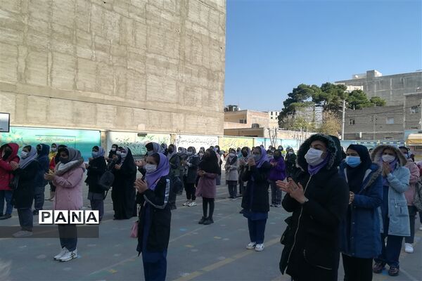 تجلیل از دانش‌آموزان دبیرستان شهید خشکباری شهرستان قدس