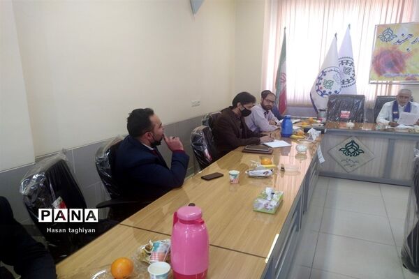 برگزاری جلسه هم اندیشی جذب و سازماندهی نواحی 6 گانه شهر اصفهان در سازمان دانش‌آموزی استان اصفهان