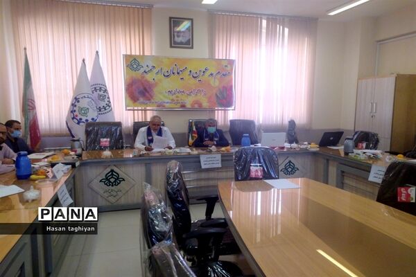برگزاری جلسه هم اندیشی جذب و سازماندهی نواحی 6 گانه شهر اصفهان در سازمان دانش‌آموزی استان اصفهان