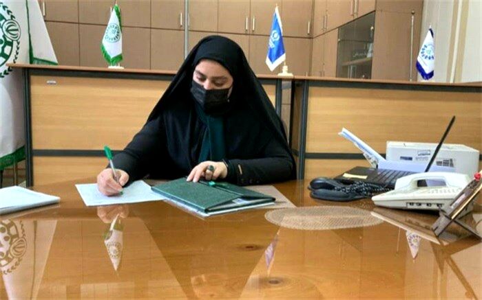 تقدیم یک کتاب با یک دنیا عشق و مهربانی