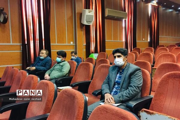 جلسه توانمندسازی معاونین و مربیان پرورشی شهرستان قرچک
