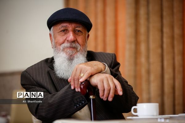 مراسم  جشن تولد هنرمندان پیشکسوت متولد آبان