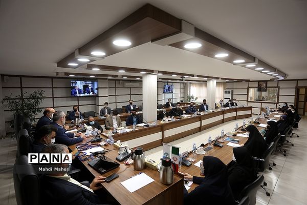 جلسه کارگروه تدوین سند دهمین دوره مجلس دانش‌آموزی