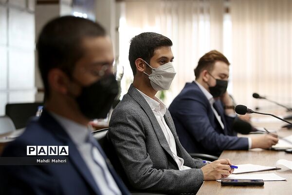 جلسه کارگروه تدوین سند دهمین دوره مجلس دانش‌آموزی