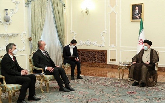 ایران و ترکیه باید همکاری‌ها را همه‌جانبه ارتقا دهند