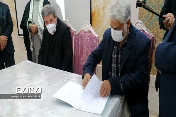 مراسم بزرگداشت خیر مدرسه ساز علی خانی در کاشمر