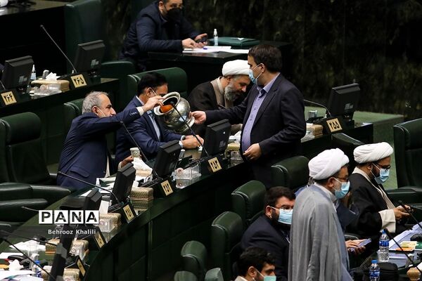 جلسه رای اعتماد وزیر پیشنهادی وزارت آموزش و پرورش در مجلس شورای اسلامی