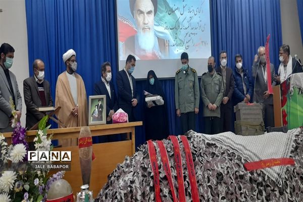 گرامیداشت روز حماسه و ایثار و دومین یادوراه ی طرح لاله های روشن دبیرستان سعدی آموزی و پرورش