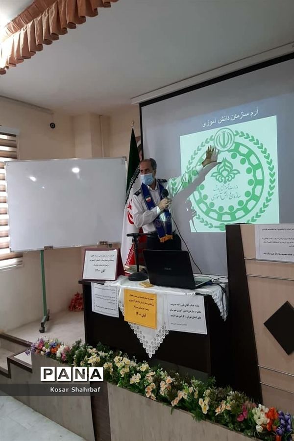 جلسه آموزشی بازمهندسی سازمان دانش‌آموزی  رودهن