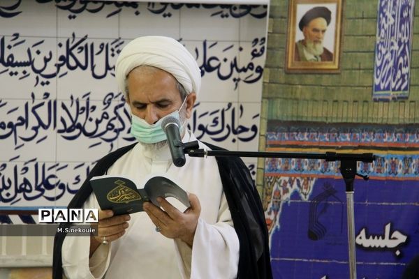 برگزاری نشست همکاریهای حوزه و آموزش و پرورش در شهرکرد