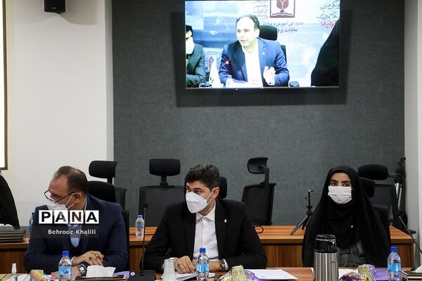 نشست قطب‌های شش گانه کانون‌های فرهنگی تربیتی کشور