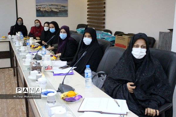 نشست هم اندیشی معاونت آموزش ابتدایی استان بوشهر