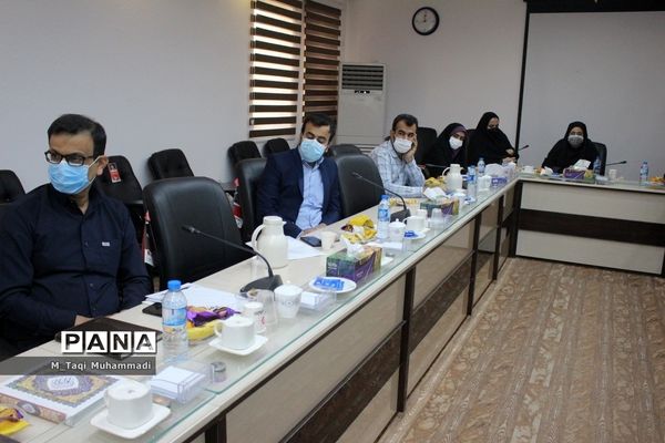 نشست هم اندیشی معاونت آموزش ابتدایی استان بوشهر