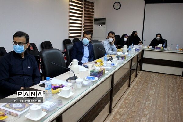 نشست هم اندیشی معاونت آموزش ابتدایی استان بوشهر