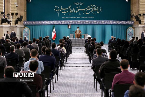 دیدار نخبگان و استعدادهای برتر علمی با رهبر انقلاب