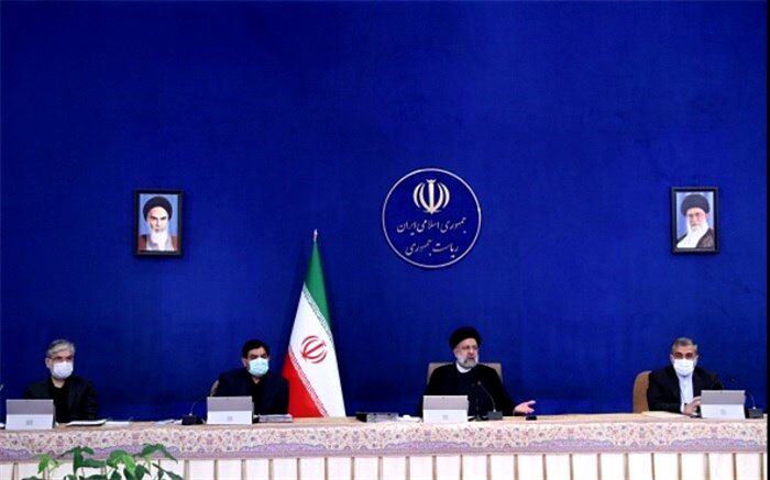 موافقت دولت با اعطای سهمیه جبرانی بنزین در آذرماه + جزئیات