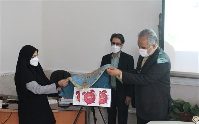 گردآوری آثار دانش‌آموزان در کتاب طنز ادبی زنگ لواشک