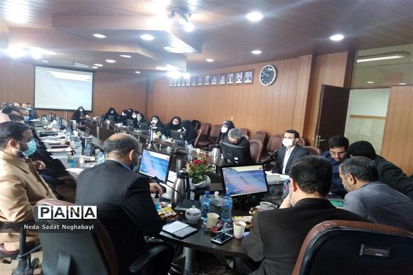 برگزاری جلسه کارشناس مسئولان قرآن، عترت و نماز مناطق شهر تهران در منطقه