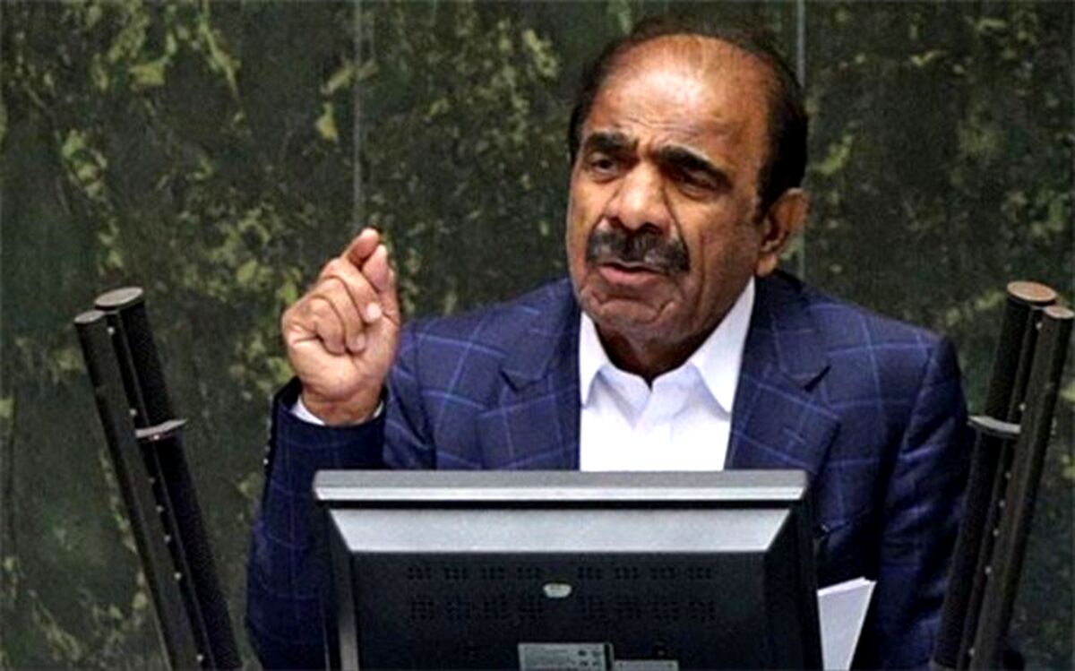 نماینده سراوان: تقسیم استان‌ها با هزینه‌های ده‌ها هزار میلیاردی مغایر توسعه است