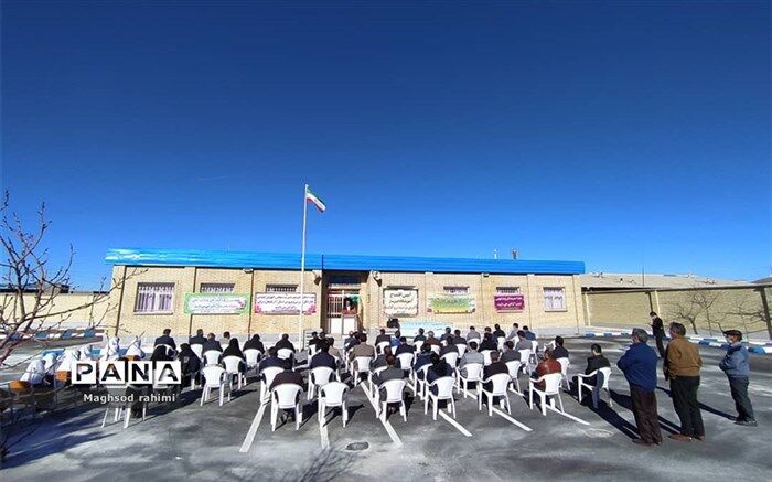 خیرین مدرسه‌ساز قدم‌های ارزشمندی در راستای تربیت نسل آینده دارند