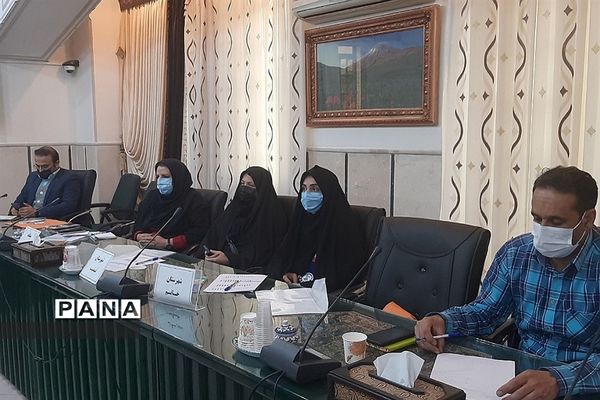 نشست معاونین پرورشی و فرهنگی و مسئولان سازمان دانش‌آموزی سراسر استان یزد