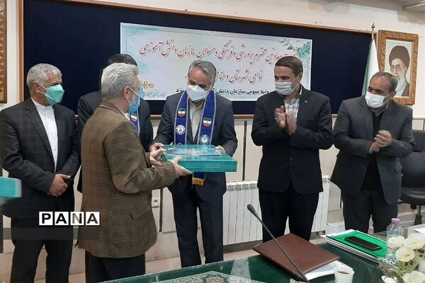 نشست معاونین پرورشی و فرهنگی و مسئولان سازمان دانش‌آموزی سراسر استان یزد