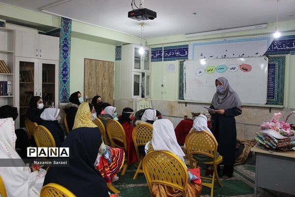 گرامی‌داشت هفته کتاب و کتابخوانی در شهرستان اسلامشهر