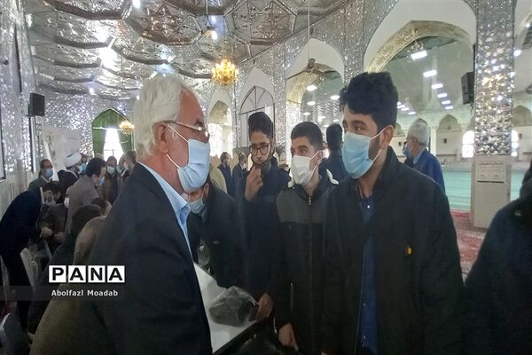 حضور نماینده مردم و مسئولین کاشمر در میز خدمت روز جمعه