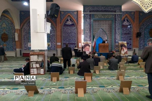 نماز جمعه در مسجد الغدیر پردیس