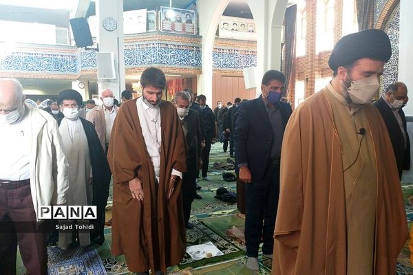 نماز جمعه در مسجد الغدیر پردیس