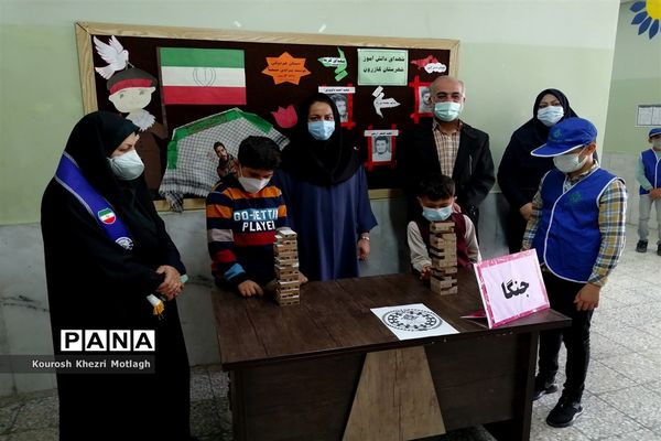 برگزاری مرحله آموزشگاهی هفتمین دوره المپیاد رویش  در مدارس کازرون