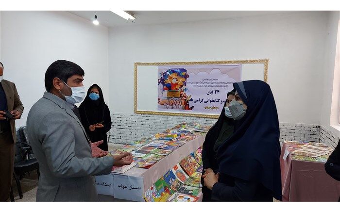 شرکت در کارگاه قصه گویی  باعث  پرورش خلاقیت دانش‌آموزان می‌شود