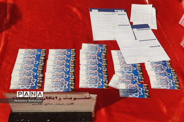 برپایی نمایشگاه کتاب در سرای محله صاحب الزمان منطقه ۱۴