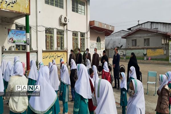 نمایشگاه کتاب در دبستان تربیت گلوگاه