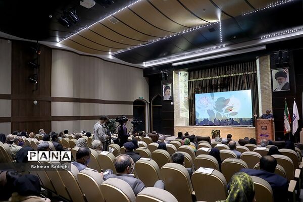 اختتامیه نوزدهمین جشنواره کتاب رشد