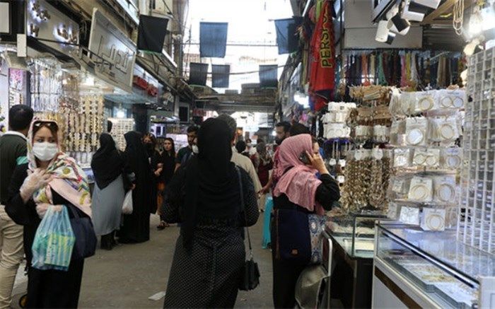 اینجا هیچ چیز واقعی نیست