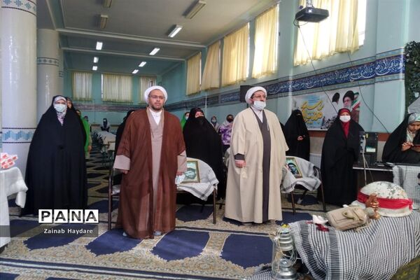 برگزاری یادواره شهدا به‌مناسبت هفته بسیج در مدارس آموزش و پرورش ملارد
