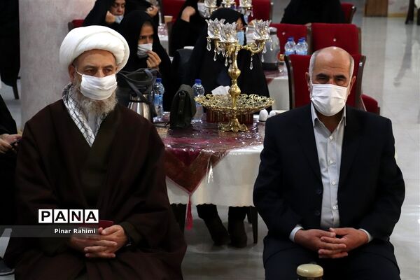 آیین تجلیل از همسران و فرزندان شهدای فرهنگی آموزش و پرورش