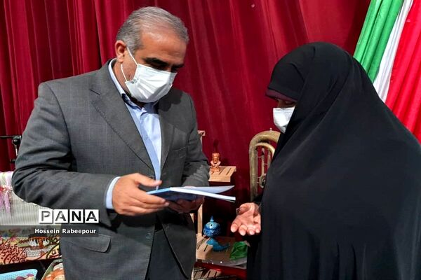 مراسم تجلیل از برگزیدگان کشوری حوزه معاونت پرورشی منطقه 16