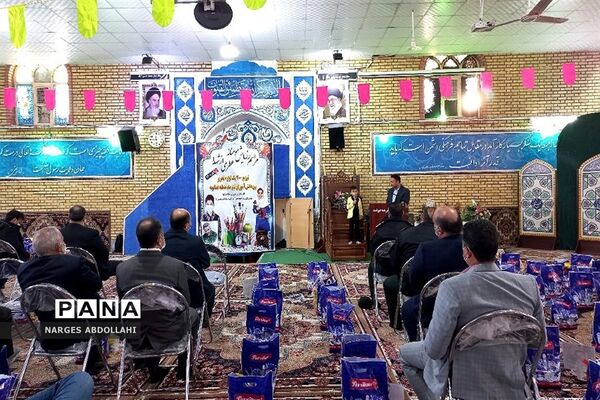 مراسم رزمایش مؤمنانه عطری از شهدا در مصلی شهر فشافویه