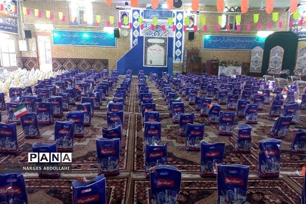 مراسم رزمایش مؤمنانه عطری از شهدا در مصلی شهر فشافویه