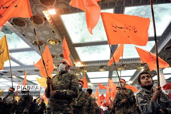 تجمع بزرگ 5 هزار نفری  بسیجیان