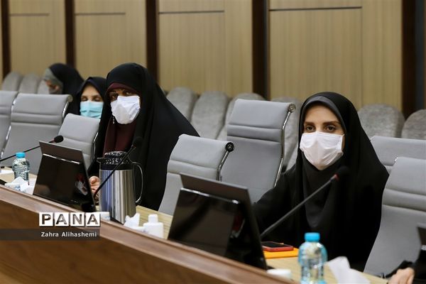 نشست شورای عالی آموزش و پرورش شهر تهران