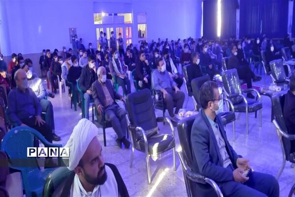 برگزاری افتتاحیه یادواره لاله‌های روشن در استان اصفهان