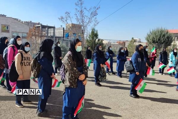 نواخته شدن زنگ ایثار در هنرستان آفرینش پردیس