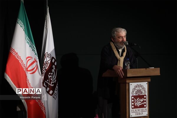 شب داریوش فرهنگ
