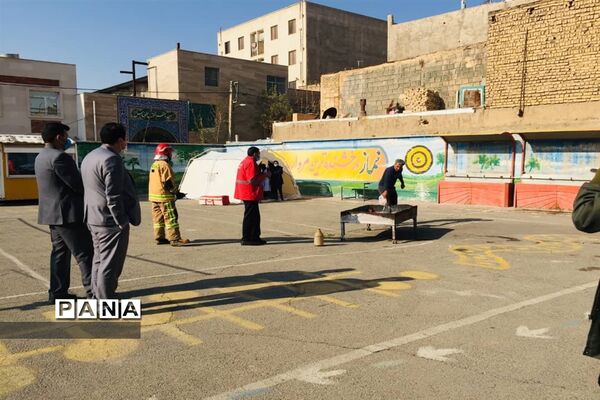برگزاری مانور سراسری زلزله در شهرستان قرچک