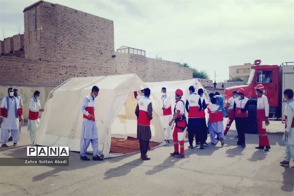 مانور سراسری زلزله در هنرستان خاتم الانبیا ایرانشهر