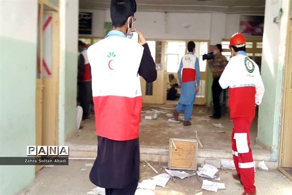 مانور سراسری زلزله در هنرستان خاتم الانبیا ایرانشهر